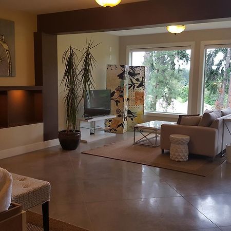 Teehouse Bed & Breakfast West Kelowna Buitenkant foto