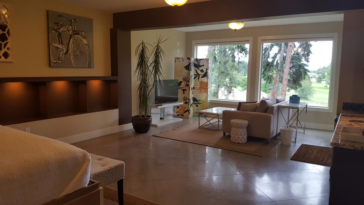 Teehouse Bed & Breakfast West Kelowna Buitenkant foto